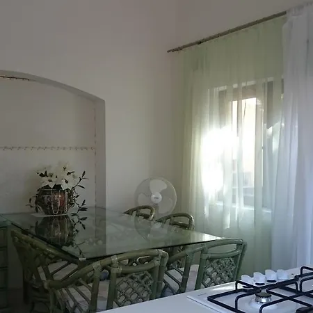 아파트 Collins 풀라